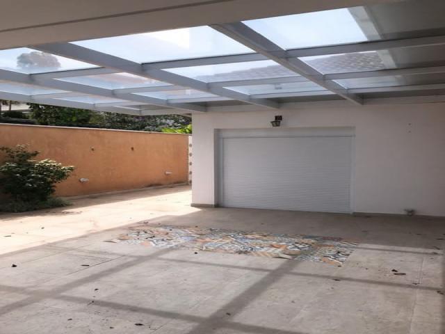 Casa para Venda em Santana de Parnaíba - 4