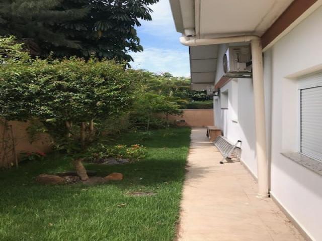 Casa para Venda em Santana de Parnaíba - 5